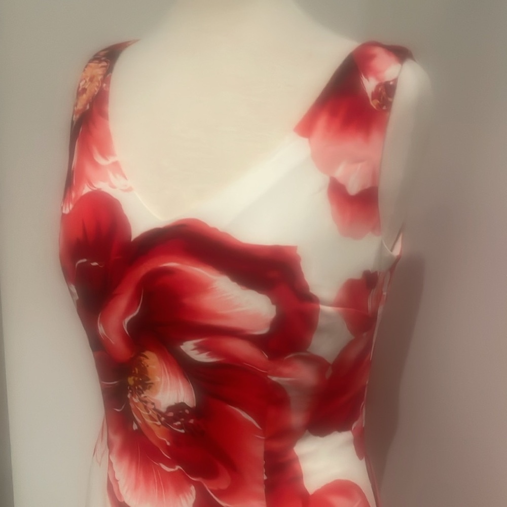 MICA FLORAL SLEEVELESS DRESS - Picture 9 of 11